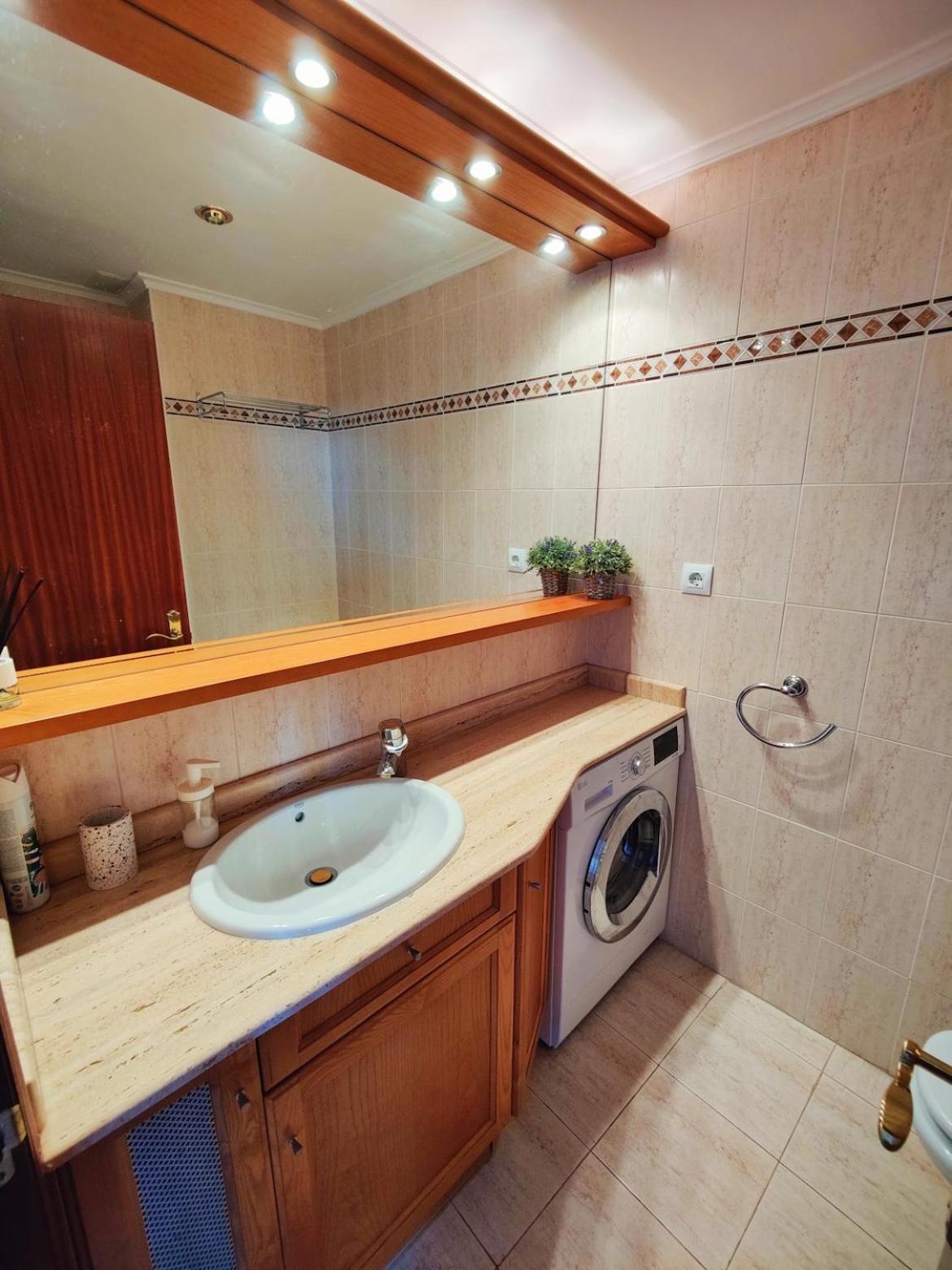 דירות קומיאס Bonito Duplex Con Vistas Al Mar מראה חיצוני תמונה